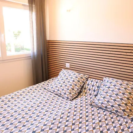 Maison De Confort A Et A 10 Minutes A Pied De La Feriehus